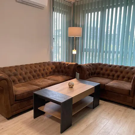 Lion1, Schwarzmeertraum, Stilvoll, 7 Minuten Zum Strand, Wlan Gratis Apartamento