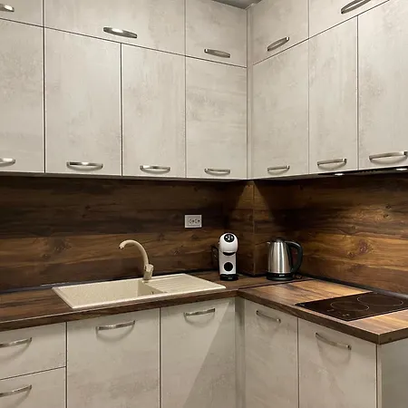 Lion1, Schwarzmeertraum, Stilvoll, 7 Minuten Zum Strand, Wlan Gratis Apartamento Burgas