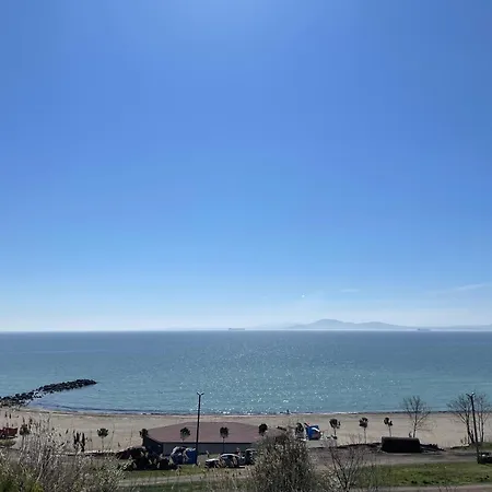 Lion1, Schwarzmeertraum, Stilvoll, 7 Minuten Zum Strand, Wlan Gratis Apartamento