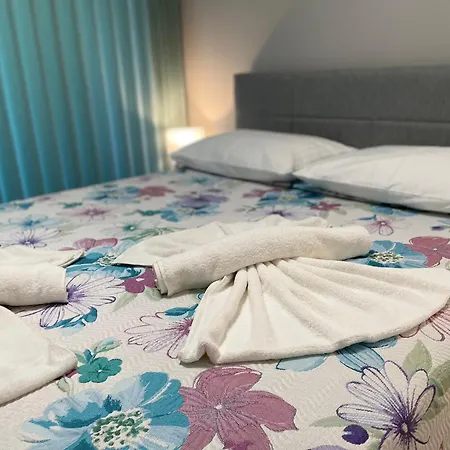 Apartment Lion1, Schwarzmeertraum, Stilvoll, 7 Minuten Zum Strand, Wlan Gratis Burgas City